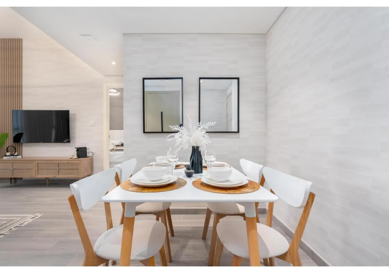 Trendy 1Br Apartment With Balcony In Noor 2 By Vibel Dubai United Arab Emirates