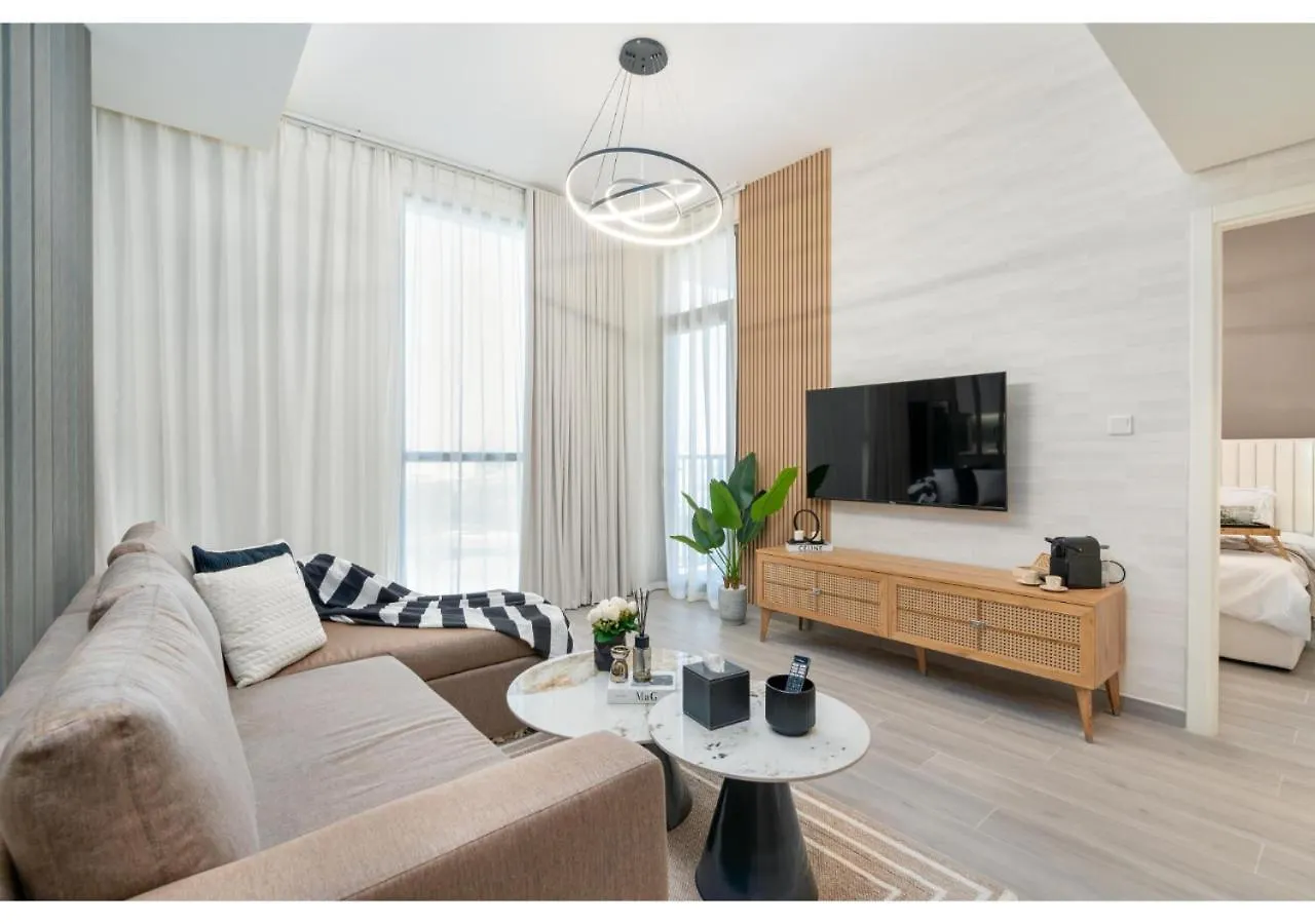 Trendy 1Br Apartment With Balcony In Noor 2 By Vibel Dubai